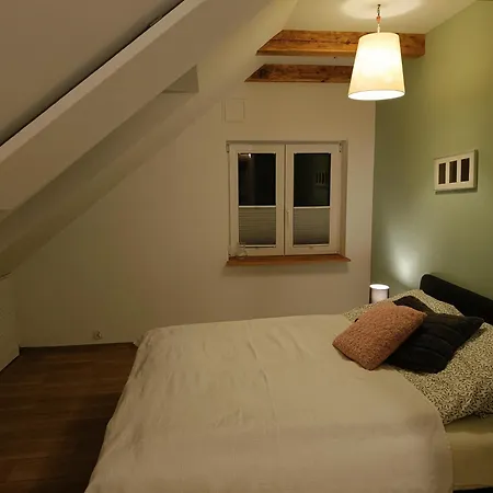 Przystanek Przegalina 1 *